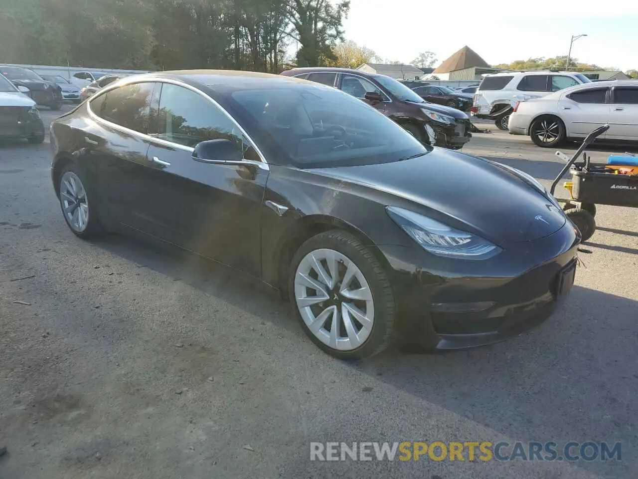4 fotografías del automóvil dañado 5YJ3E1EA1LF792218 TESLA MODEL 3 2020