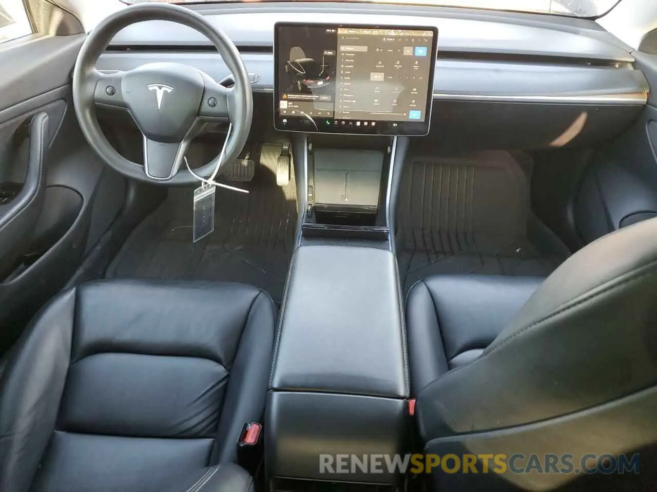 8 fotografías del automóvil dañado 5YJ3E1EA1LF792218 TESLA MODEL 3 2020