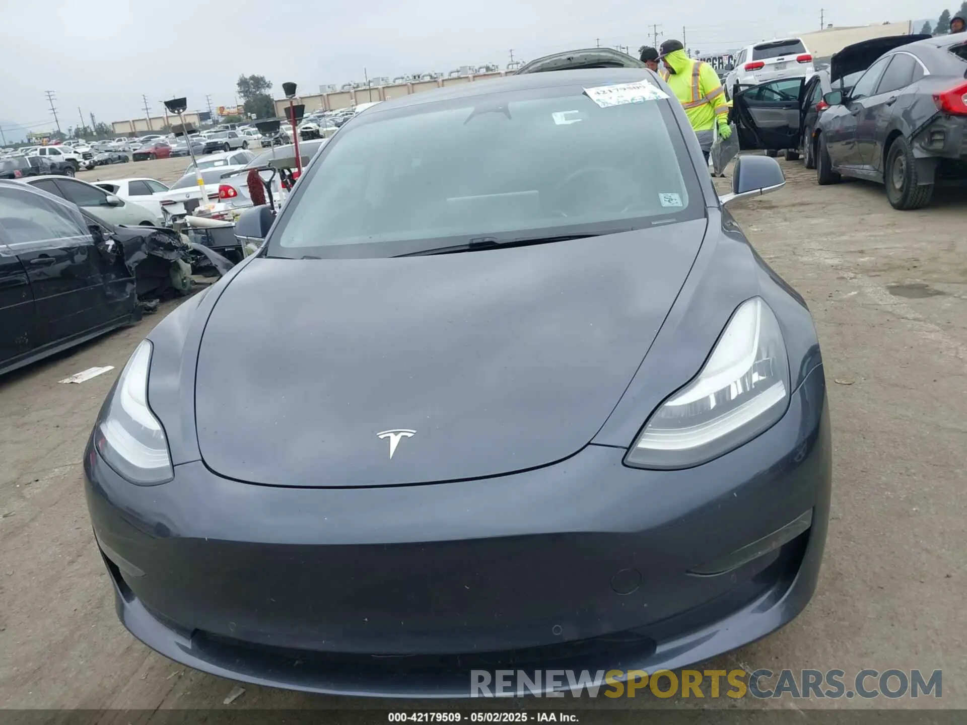 13 fotografías del automóvil dañado 5YJ3E1EA1LF799136 TESLA MODEL 3 2020