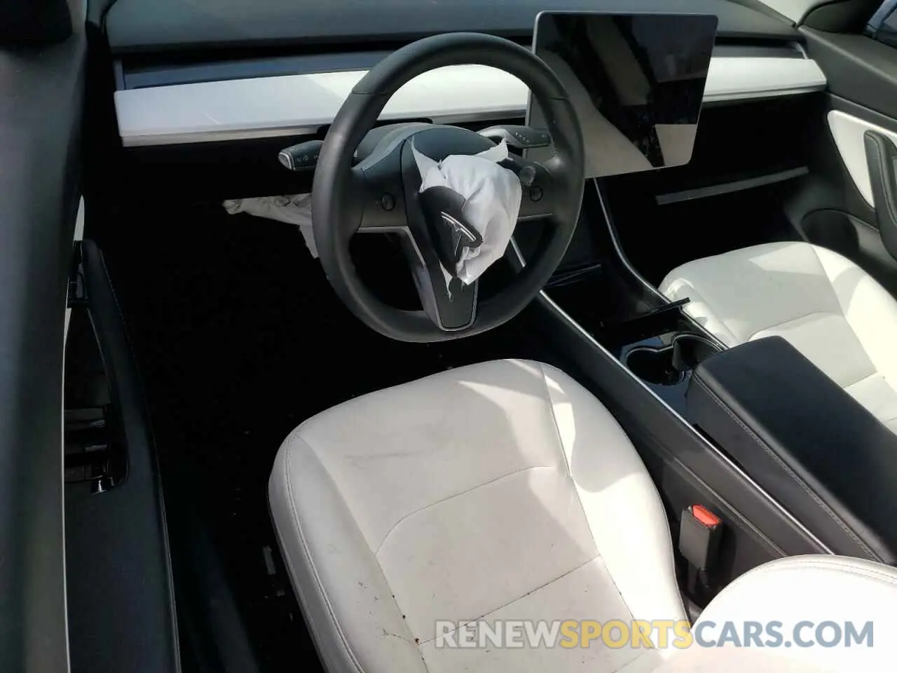 8 fotografías del automóvil dañado 5YJ3E1EA2LF598958 TESLA MODEL 3 2020