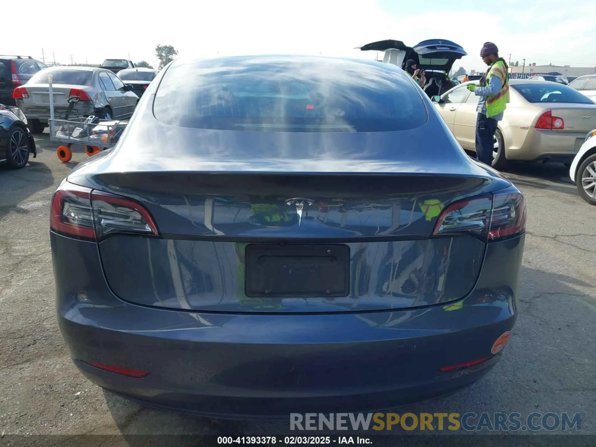 16 fotografías del automóvil dañado 5YJ3E1EA2LF631893 TESLA MODEL 3 2020