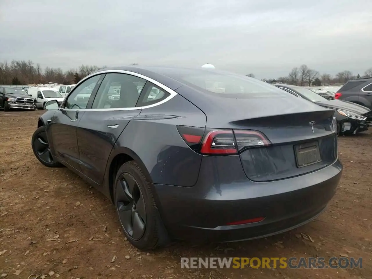3 fotografías del automóvil dañado 5YJ3E1EA2LF705216 TESLA MODEL 3 2020