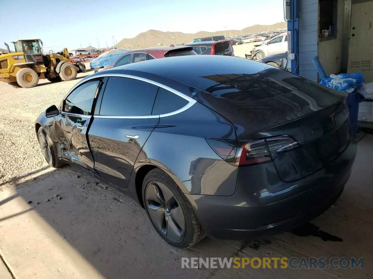 2 fotografías del automóvil dañado 5YJ3E1EA2LF705233 TESLA MODEL 3 2020