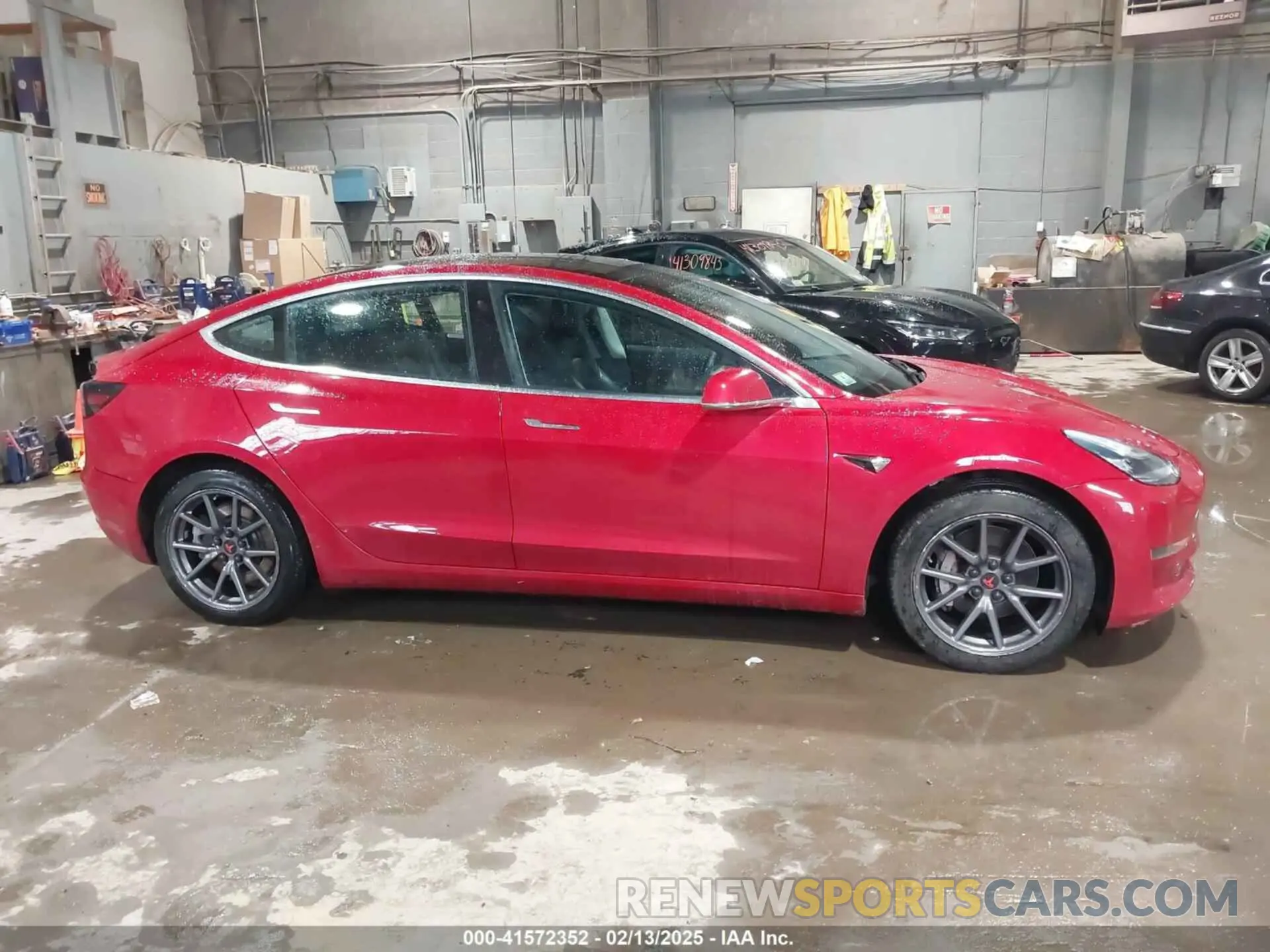 13 fotografías del automóvil dañado 5YJ3E1EA2LF705670 TESLA MODEL 3 2020