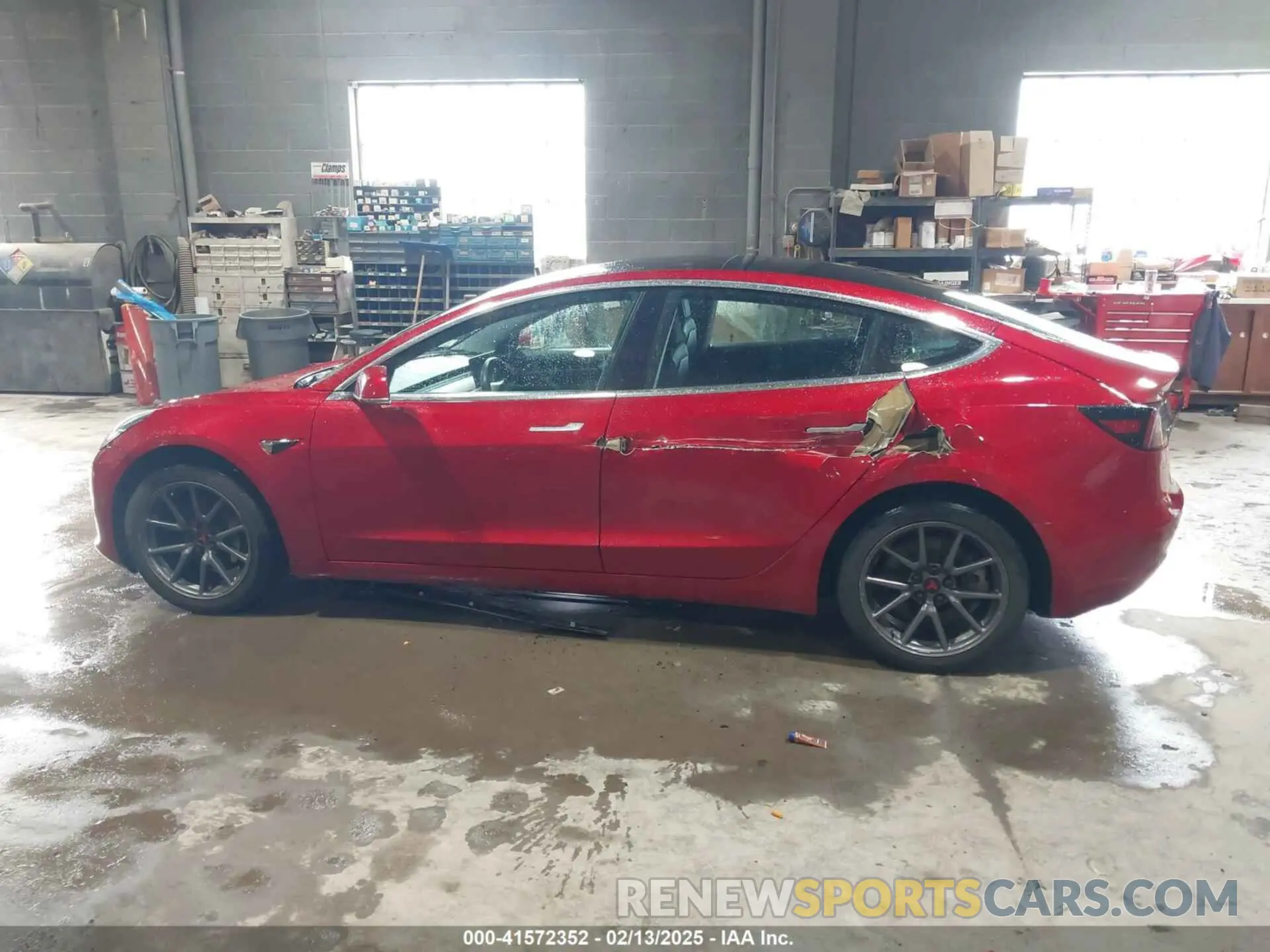 14 fotografías del automóvil dañado 5YJ3E1EA2LF705670 TESLA MODEL 3 2020