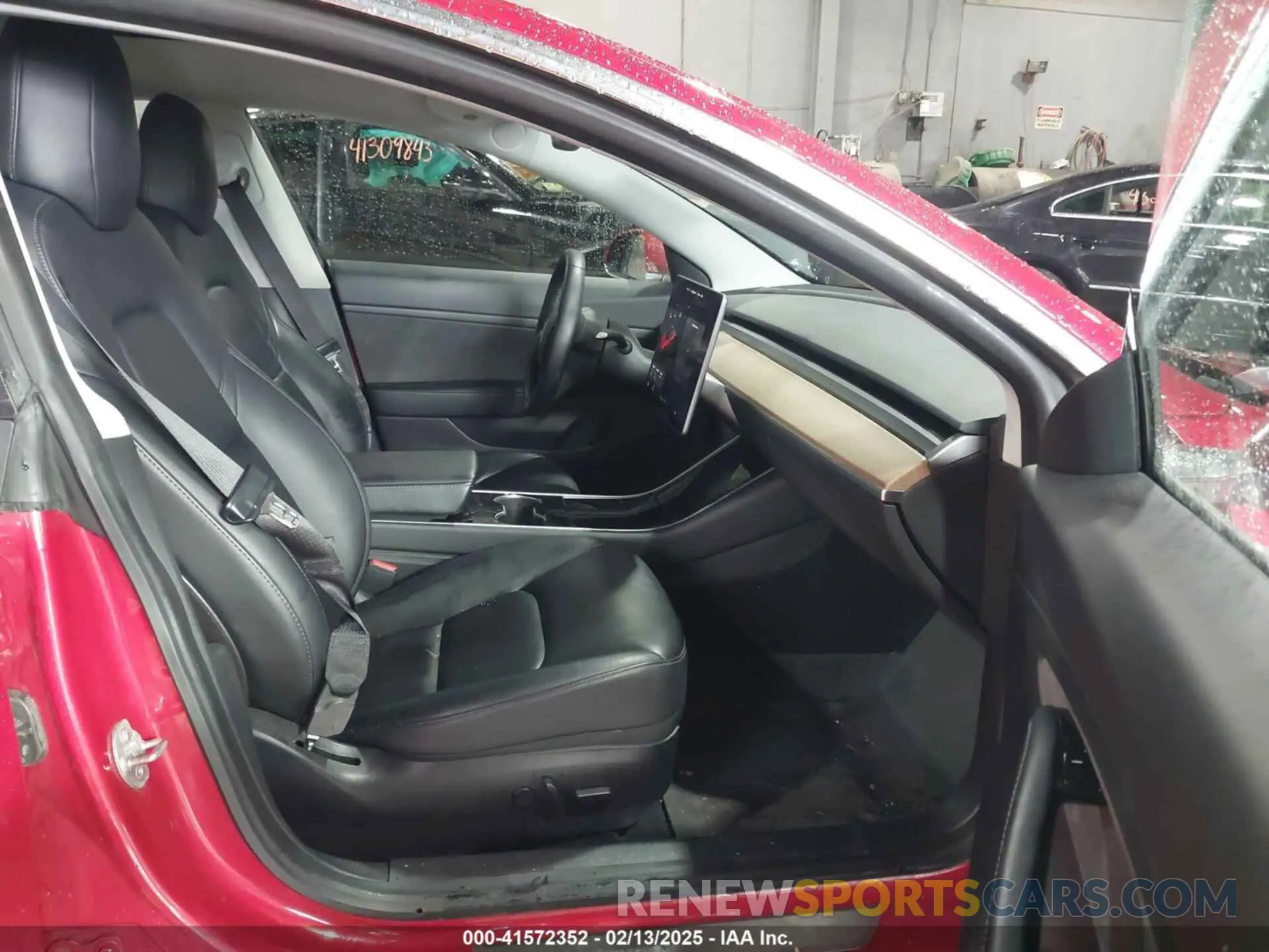 5 fotografías del automóvil dañado 5YJ3E1EA2LF705670 TESLA MODEL 3 2020