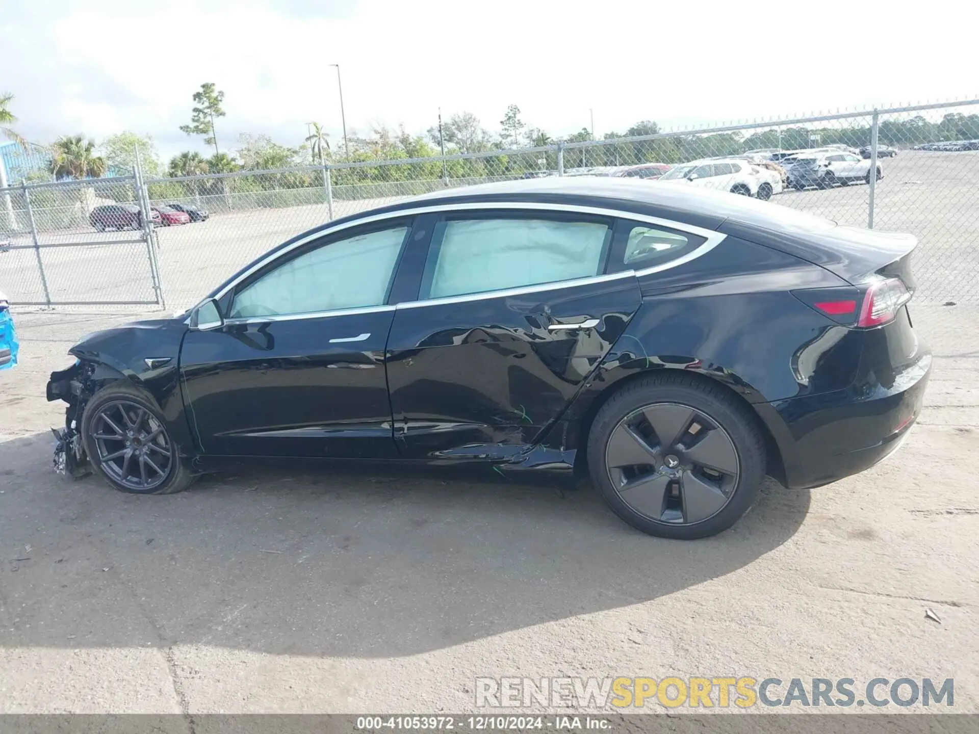 14 fotografías del automóvil dañado 5YJ3E1EA2LF738104 TESLA MODEL 3 2020