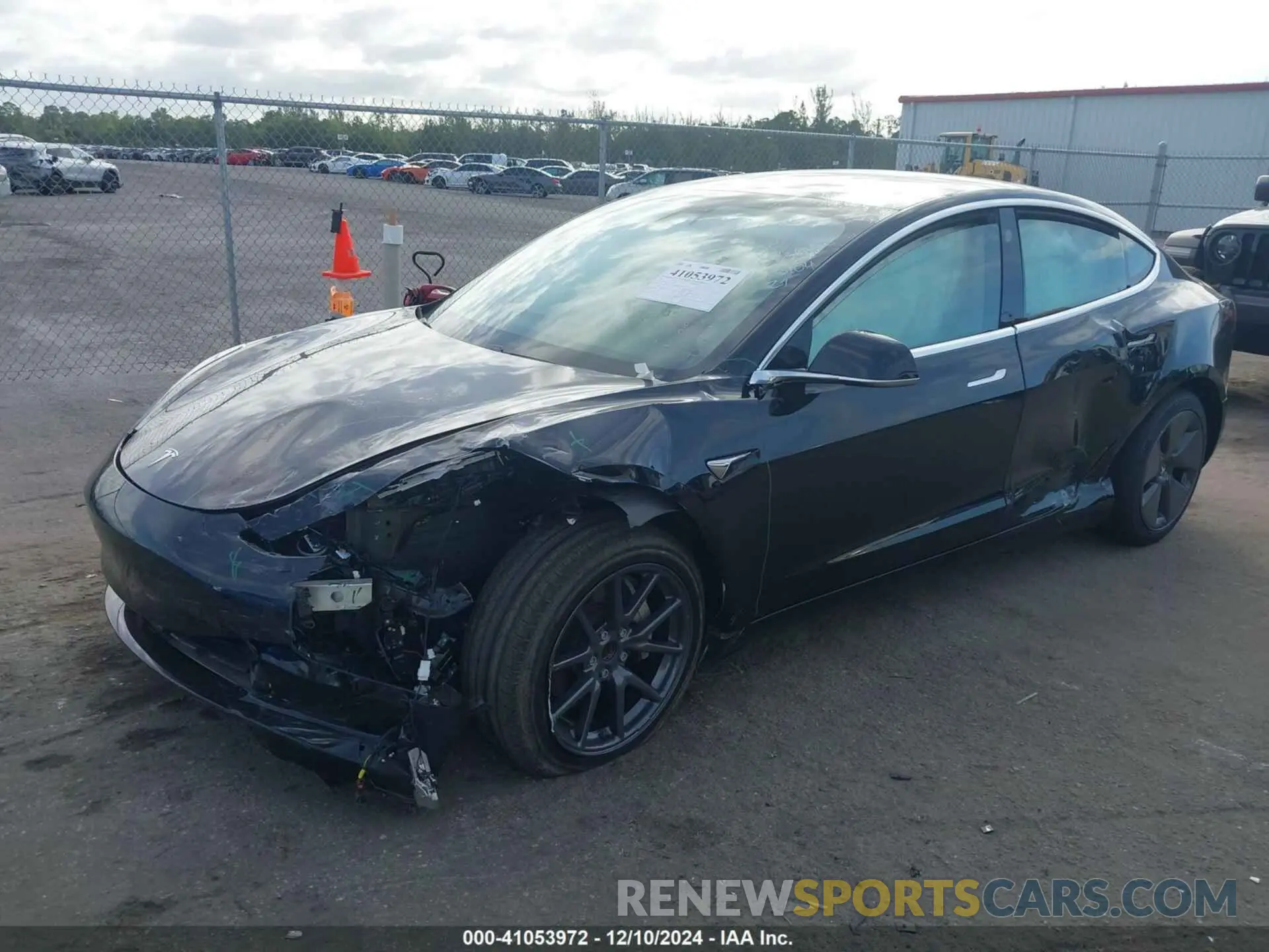 2 fotografías del automóvil dañado 5YJ3E1EA2LF738104 TESLA MODEL 3 2020