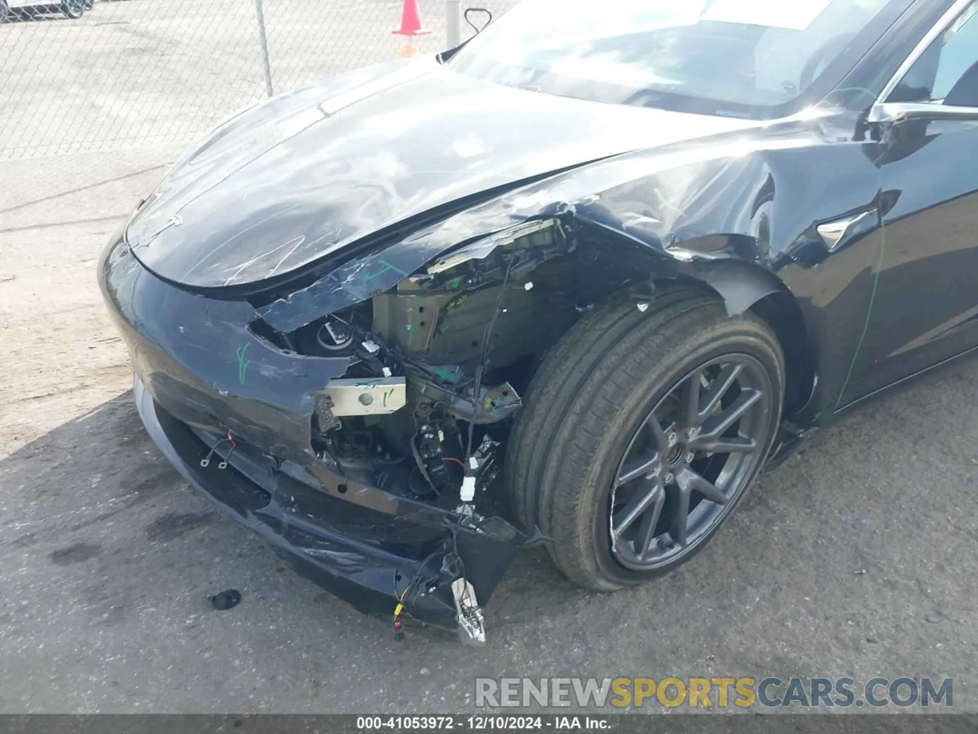 6 fotografías del automóvil dañado 5YJ3E1EA2LF738104 TESLA MODEL 3 2020