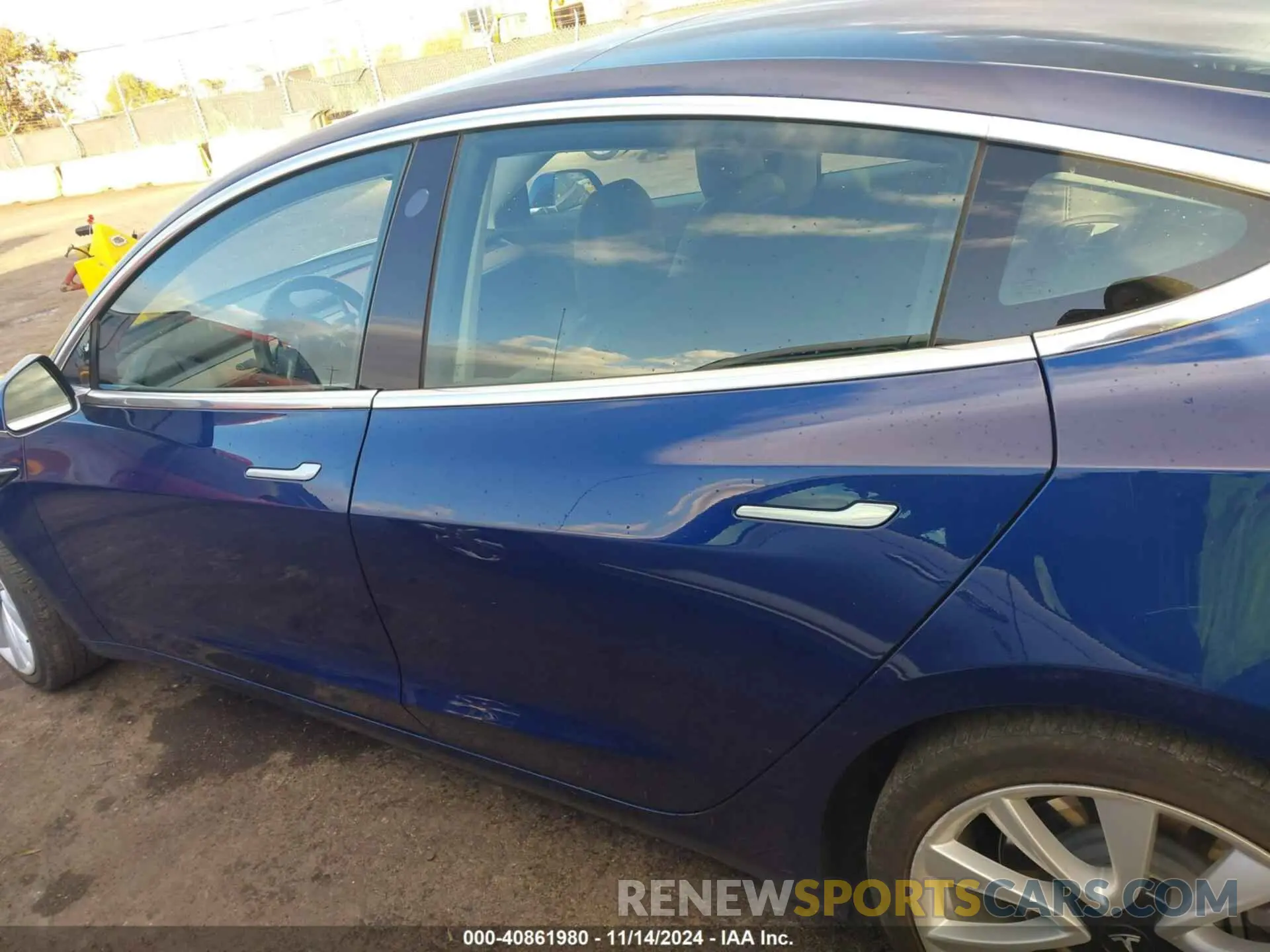 14 fotografías del automóvil dañado 5YJ3E1EA2LF807941 TESLA MODEL 3 2020