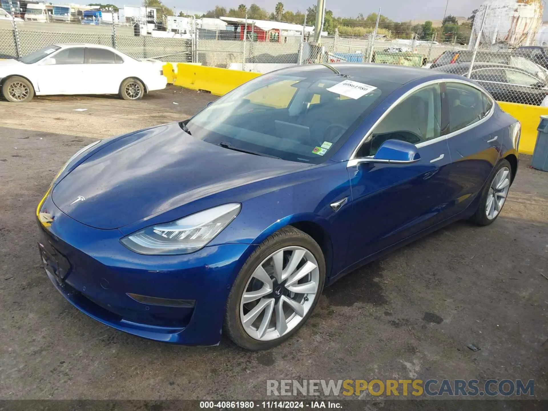 2 fotografías del automóvil dañado 5YJ3E1EA2LF807941 TESLA MODEL 3 2020