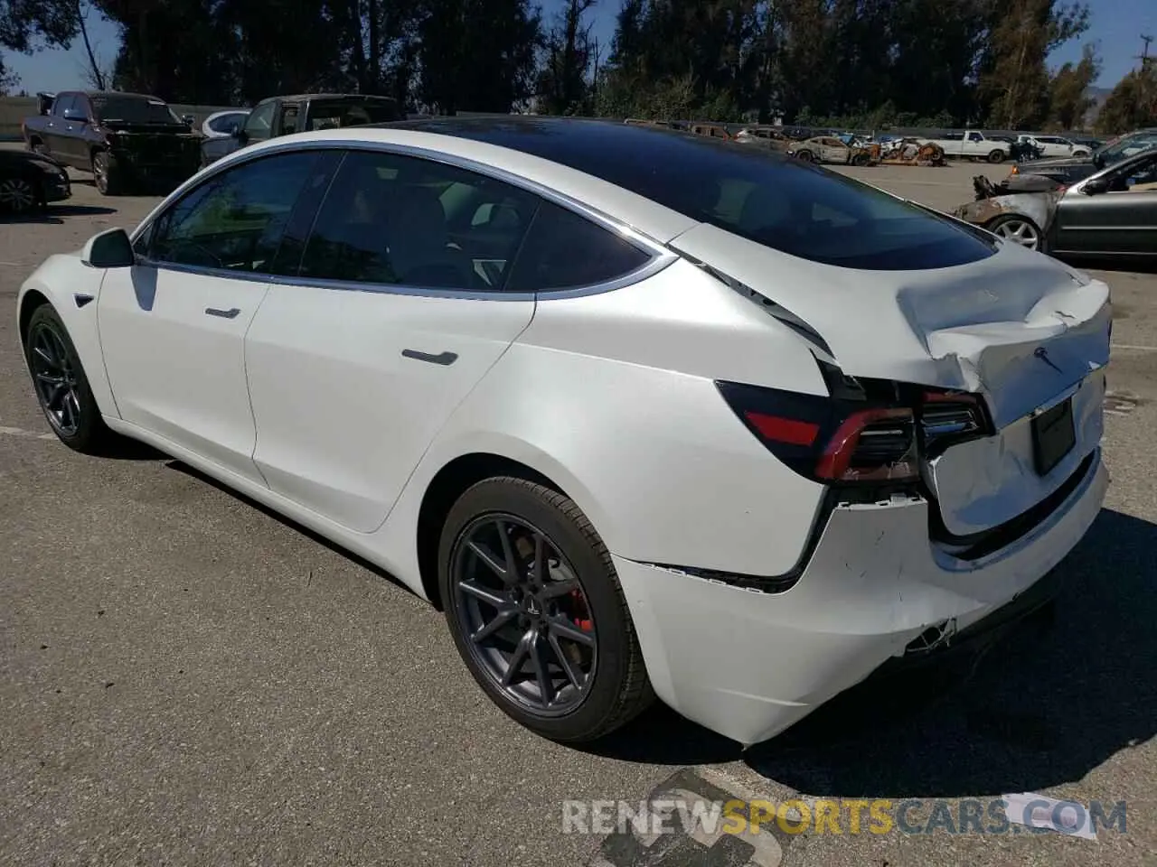 2 fotografías del automóvil dañado 5YJ3E1EA3LF615430 TESLA MODEL 3 2020