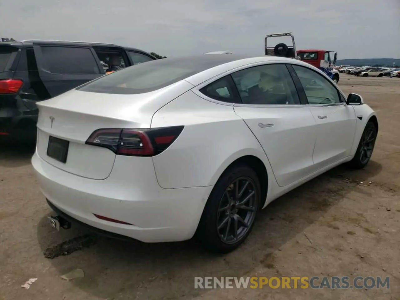 4 fotografías del automóvil dañado 5YJ3E1EA3LF632440 TESLA MODEL 3 2020