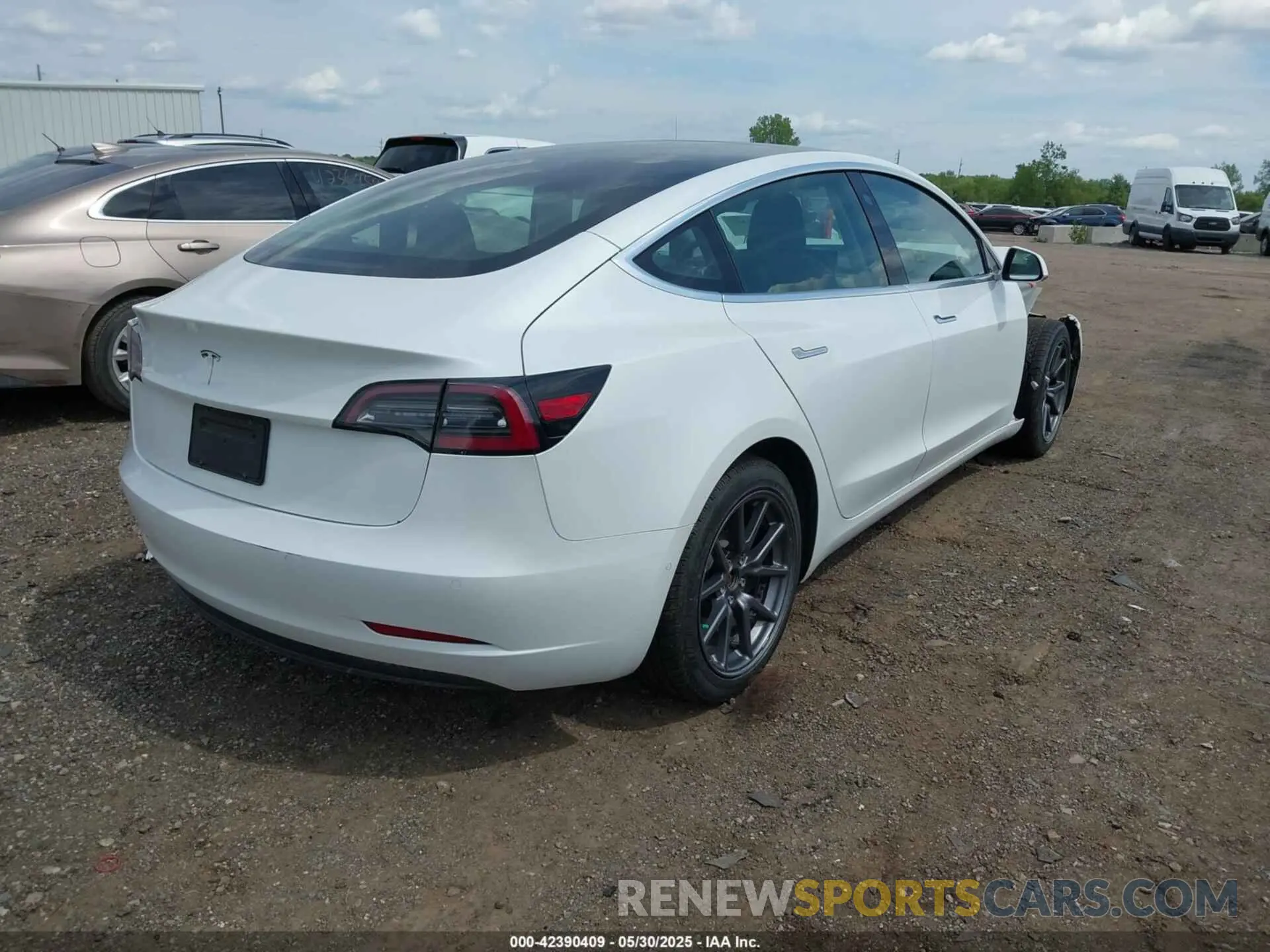 4 fotografías del automóvil dañado 5YJ3E1EA3LF794276 TESLA MODEL 3 2020