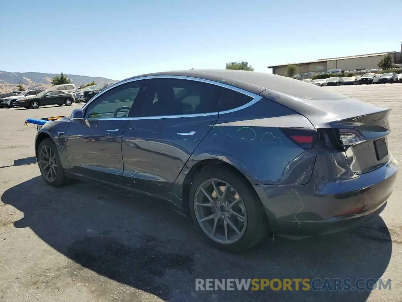 2 fotografías del automóvil dañado 5YJ3E1EA3LF798988 TESLA MODEL 3 2020