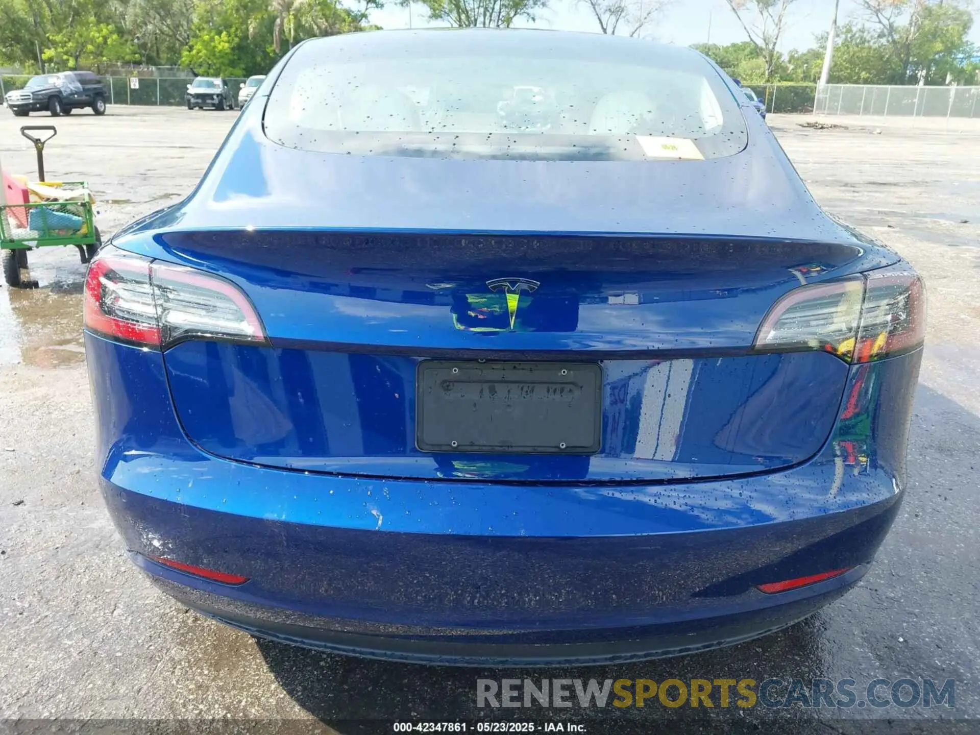 16 fotografías del automóvil dañado 5YJ3E1EA4LF591056 TESLA MODEL 3 2020