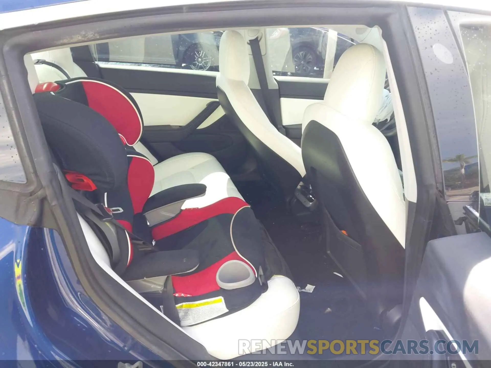 8 fotografías del automóvil dañado 5YJ3E1EA4LF591056 TESLA MODEL 3 2020