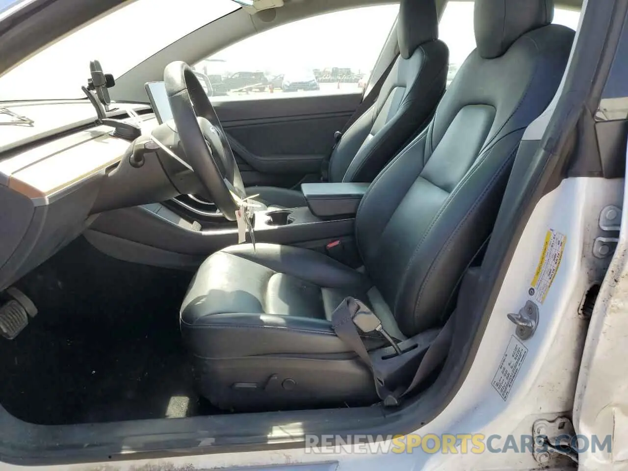 7 fotografías del automóvil dañado 5YJ3E1EA4LF614741 TESLA MODEL 3 2020