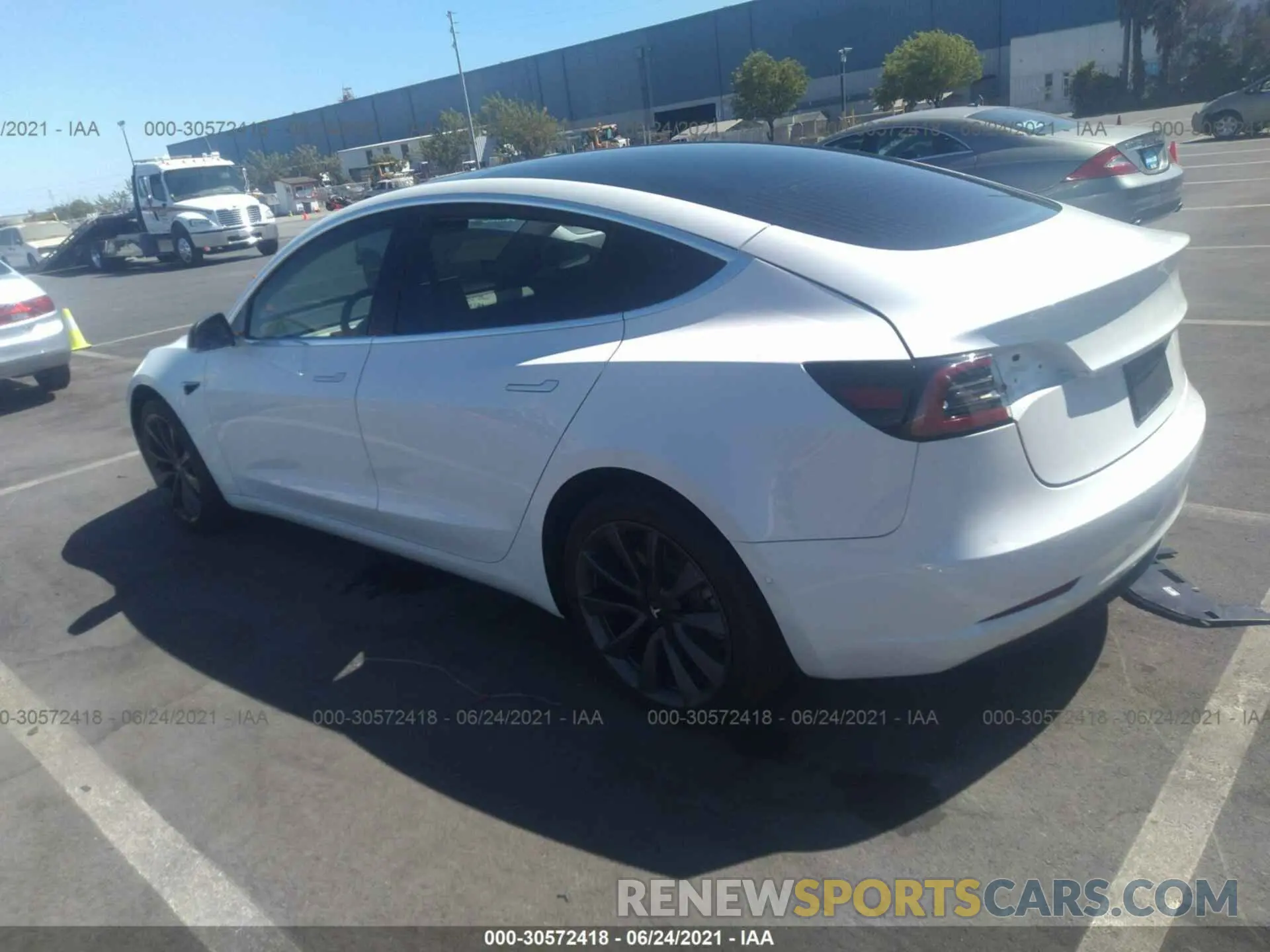 3 fotografías del automóvil dañado 5YJ3E1EA4LF642622 TESLA MODEL 3 2020