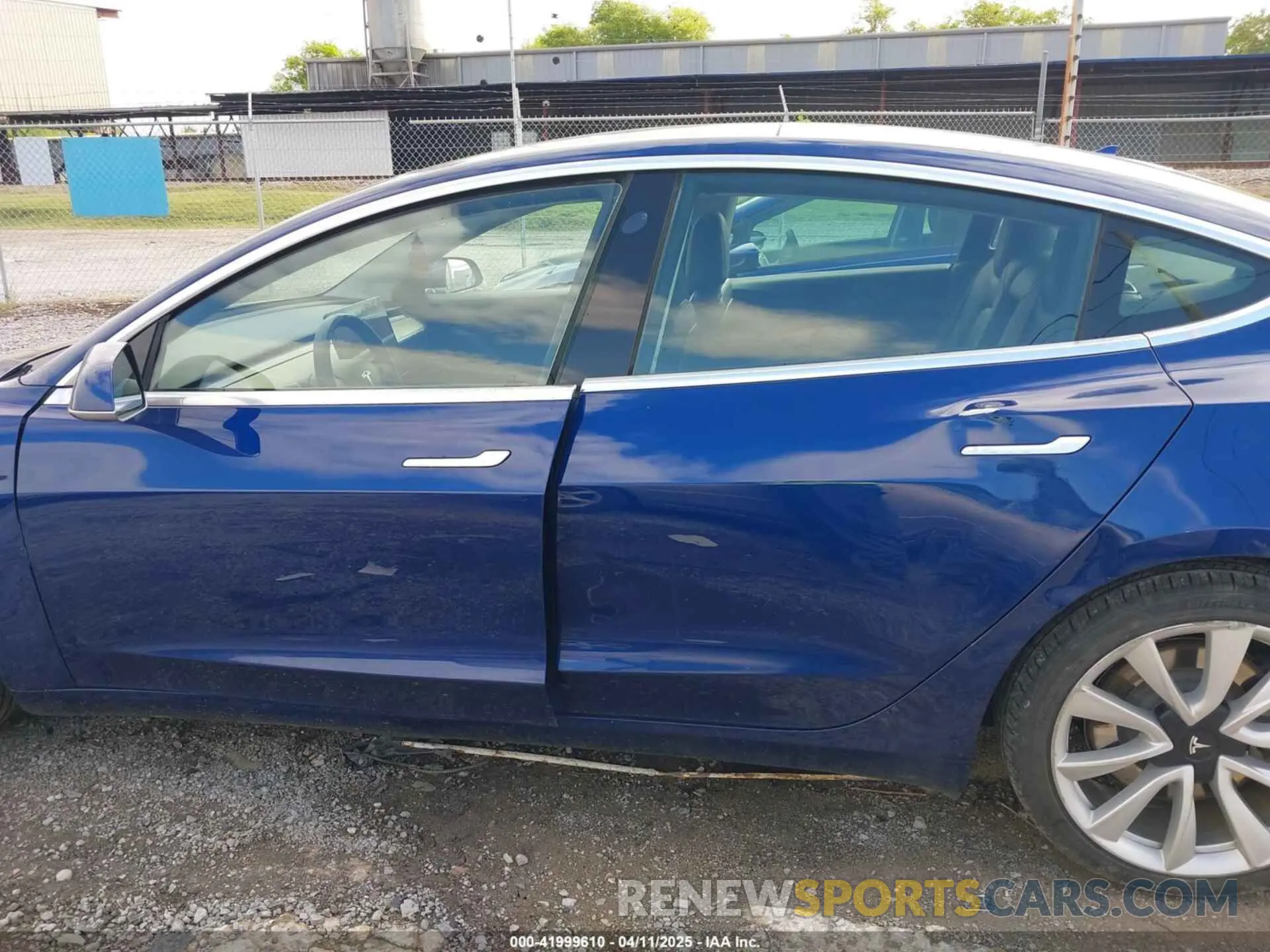 14 fotografías del automóvil dañado 5YJ3E1EA4LF661395 TESLA MODEL 3 2020