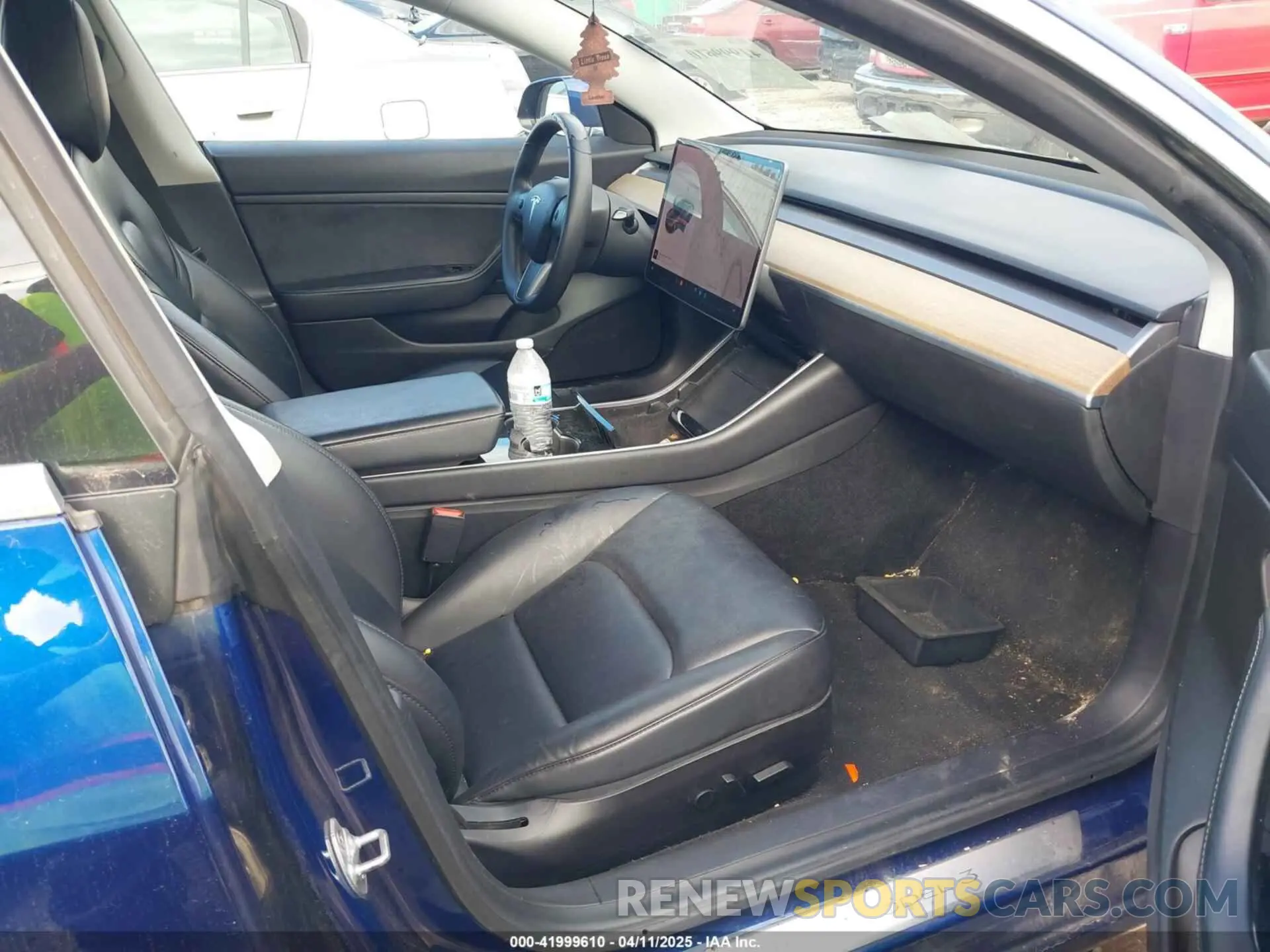 5 fotografías del automóvil dañado 5YJ3E1EA4LF661395 TESLA MODEL 3 2020