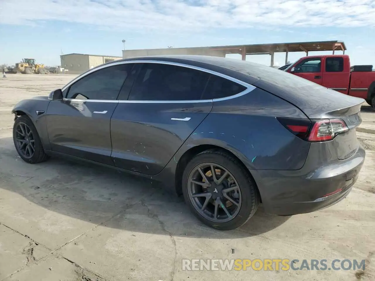 2 fotografías del automóvil dañado 5YJ3E1EA4LF705055 TESLA MODEL 3 2020