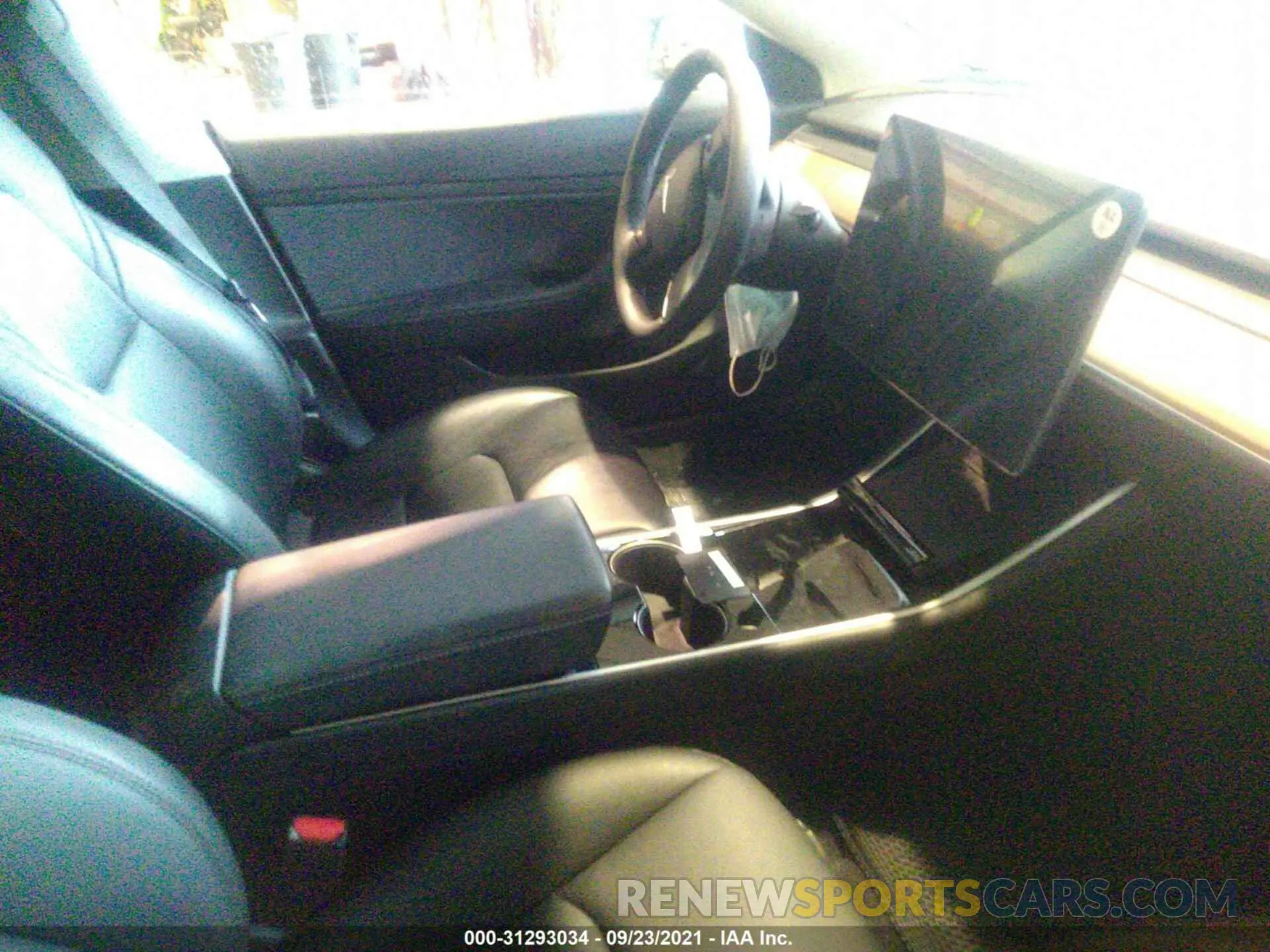 5 fotografías del automóvil dañado 5YJ3E1EA4LF706349 TESLA MODEL 3 2020
