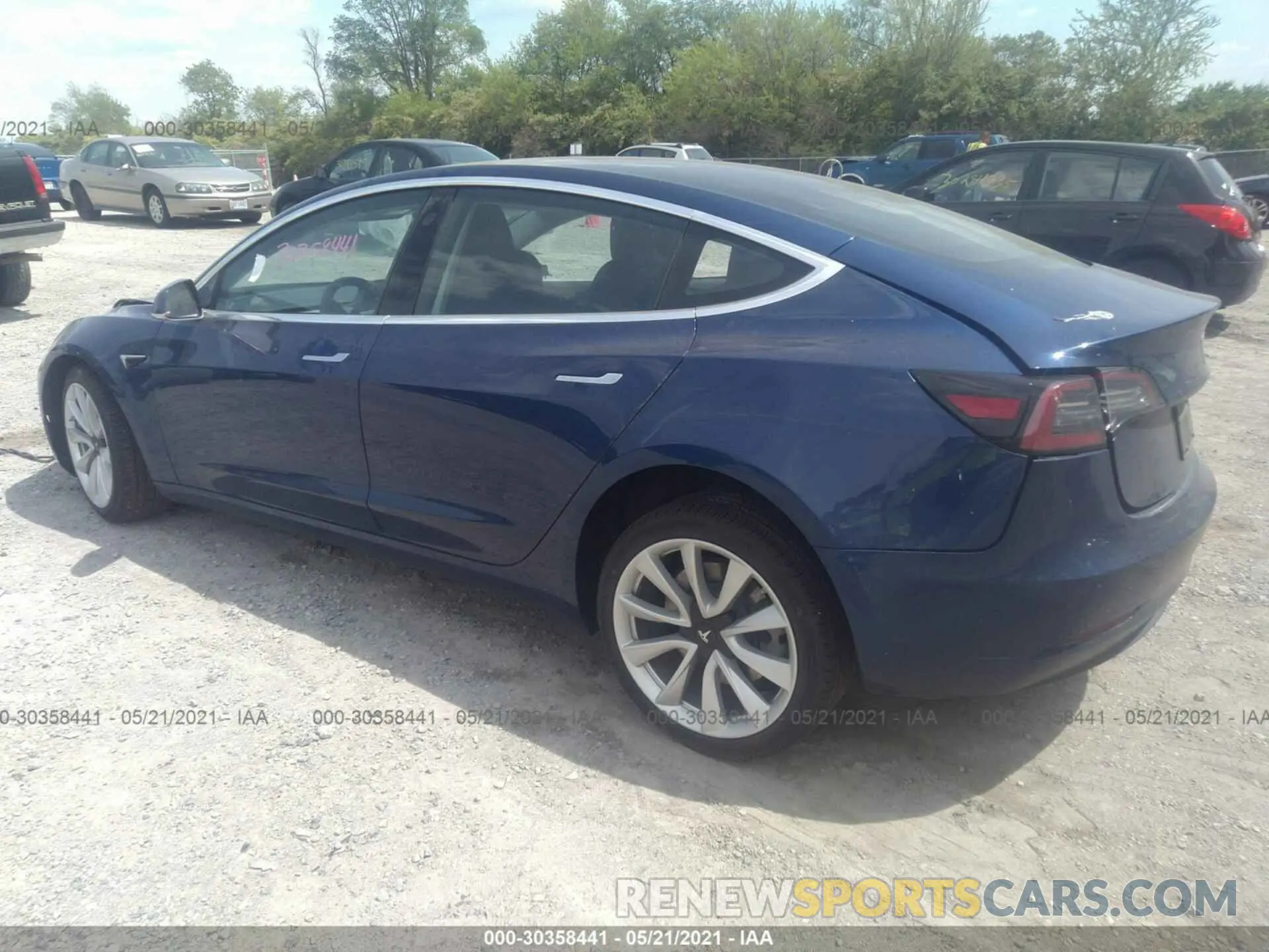 3 fotografías del automóvil dañado 5YJ3E1EA4LF708912 TESLA MODEL 3 2020