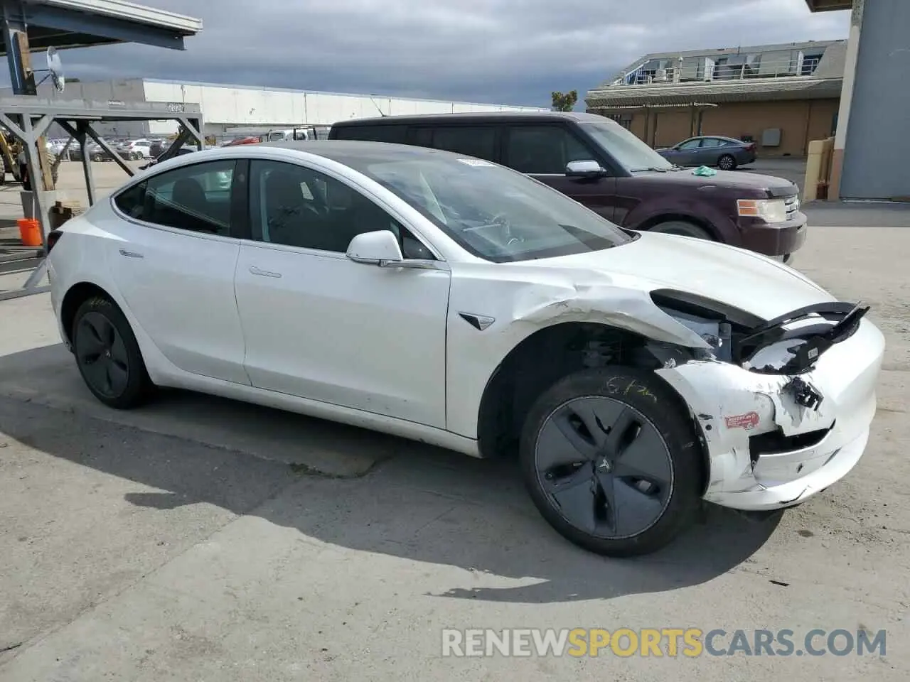 4 fotografías del automóvil dañado 5YJ3E1EA4LF740159 TESLA MODEL 3 2020