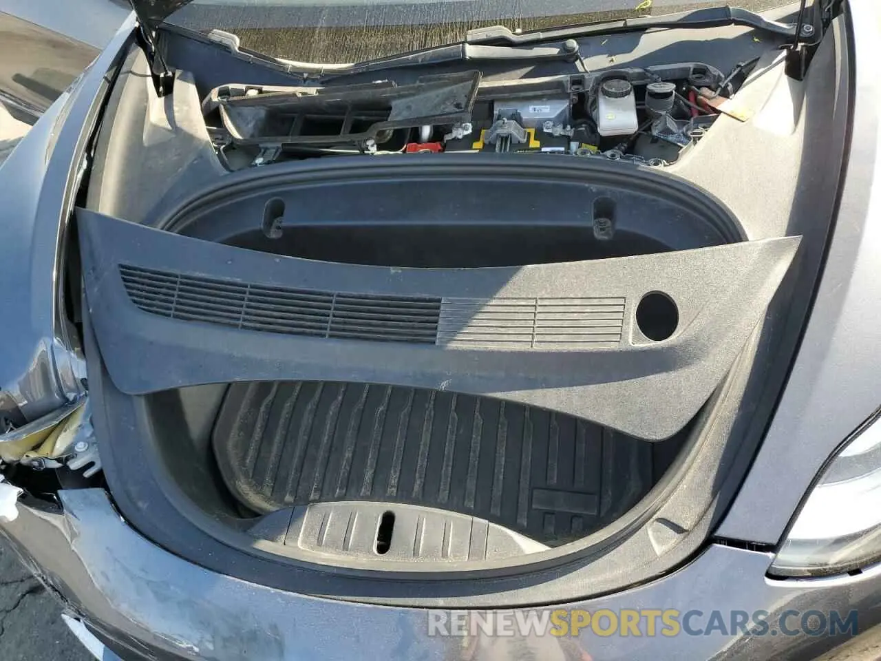 11 fotografías del automóvil dañado 5YJ3E1EA4LF743434 TESLA MODEL 3 2020
