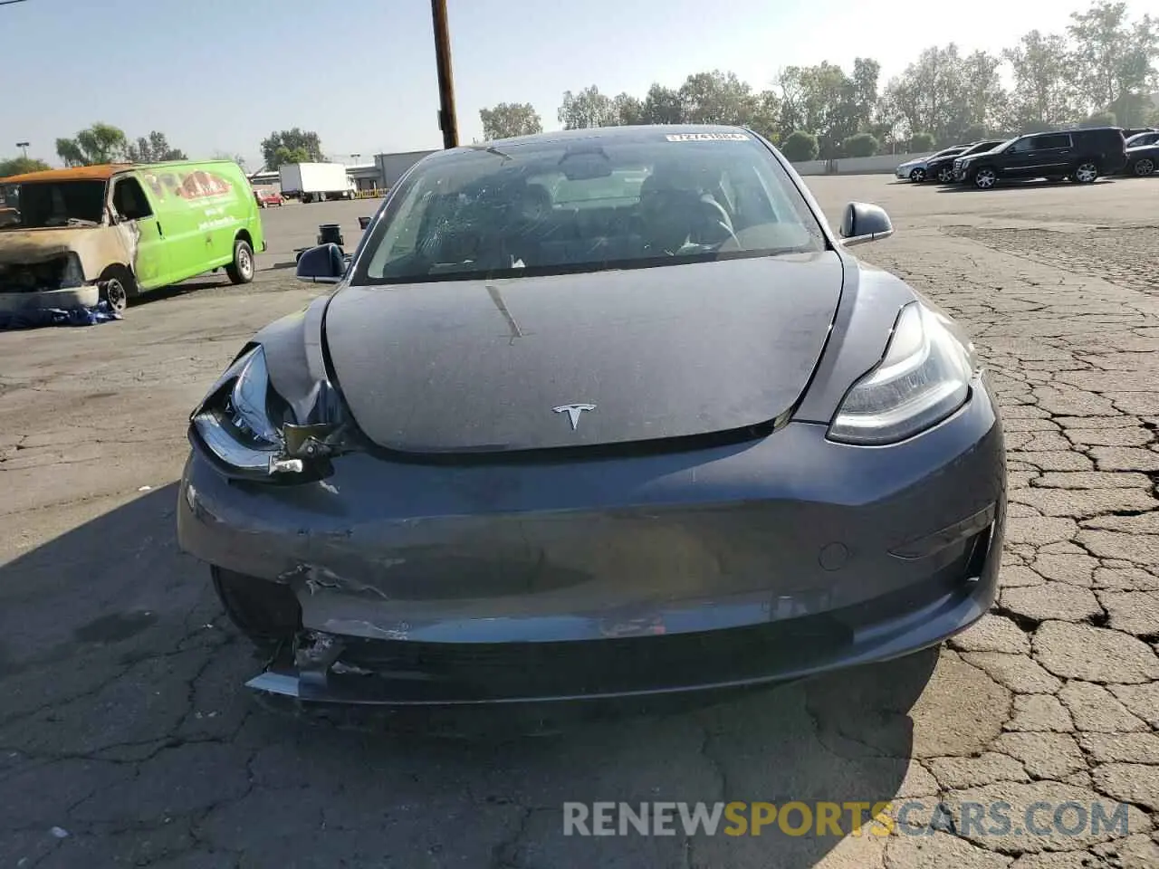5 fotografías del automóvil dañado 5YJ3E1EA4LF743434 TESLA MODEL 3 2020