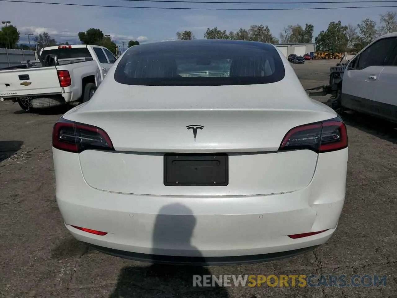 6 fotografías del automóvil dañado 5YJ3E1EA4LF745877 TESLA MODEL 3 2020