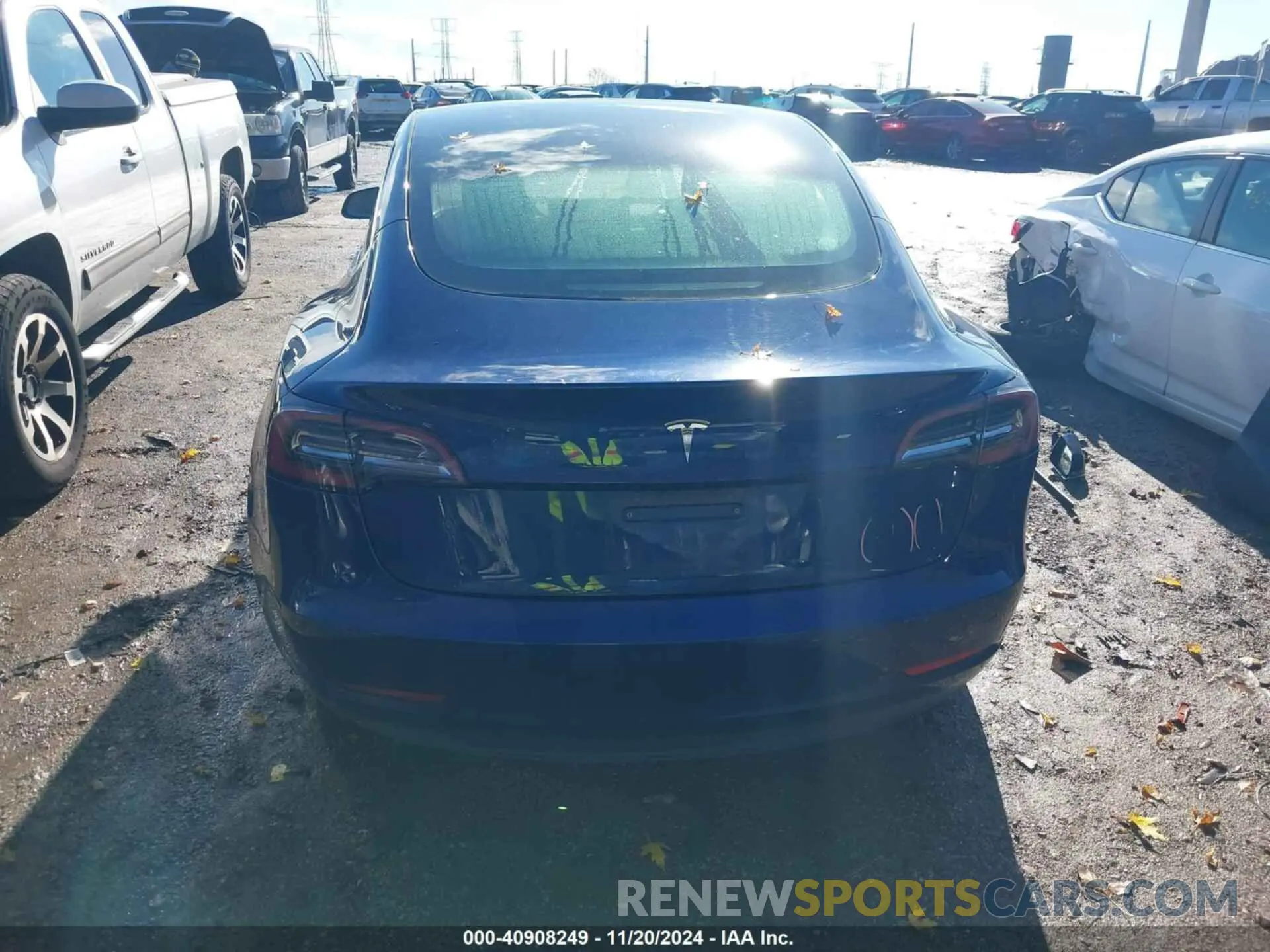 17 fotografías del automóvil dañado 5YJ3E1EA4LF796943 TESLA MODEL 3 2020
