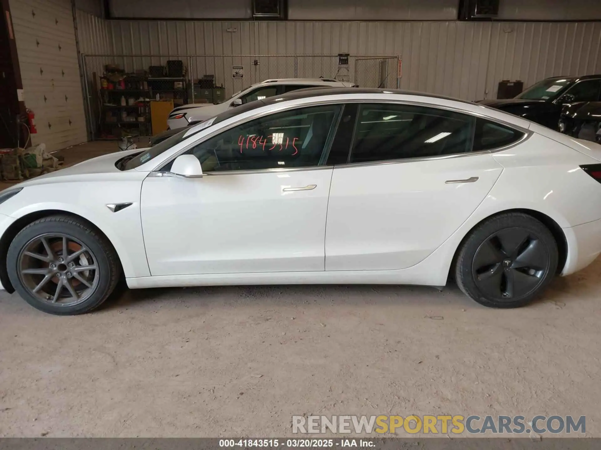 15 fotografías del automóvil dañado 5YJ3E1EA4LF802207 TESLA MODEL 3 2020