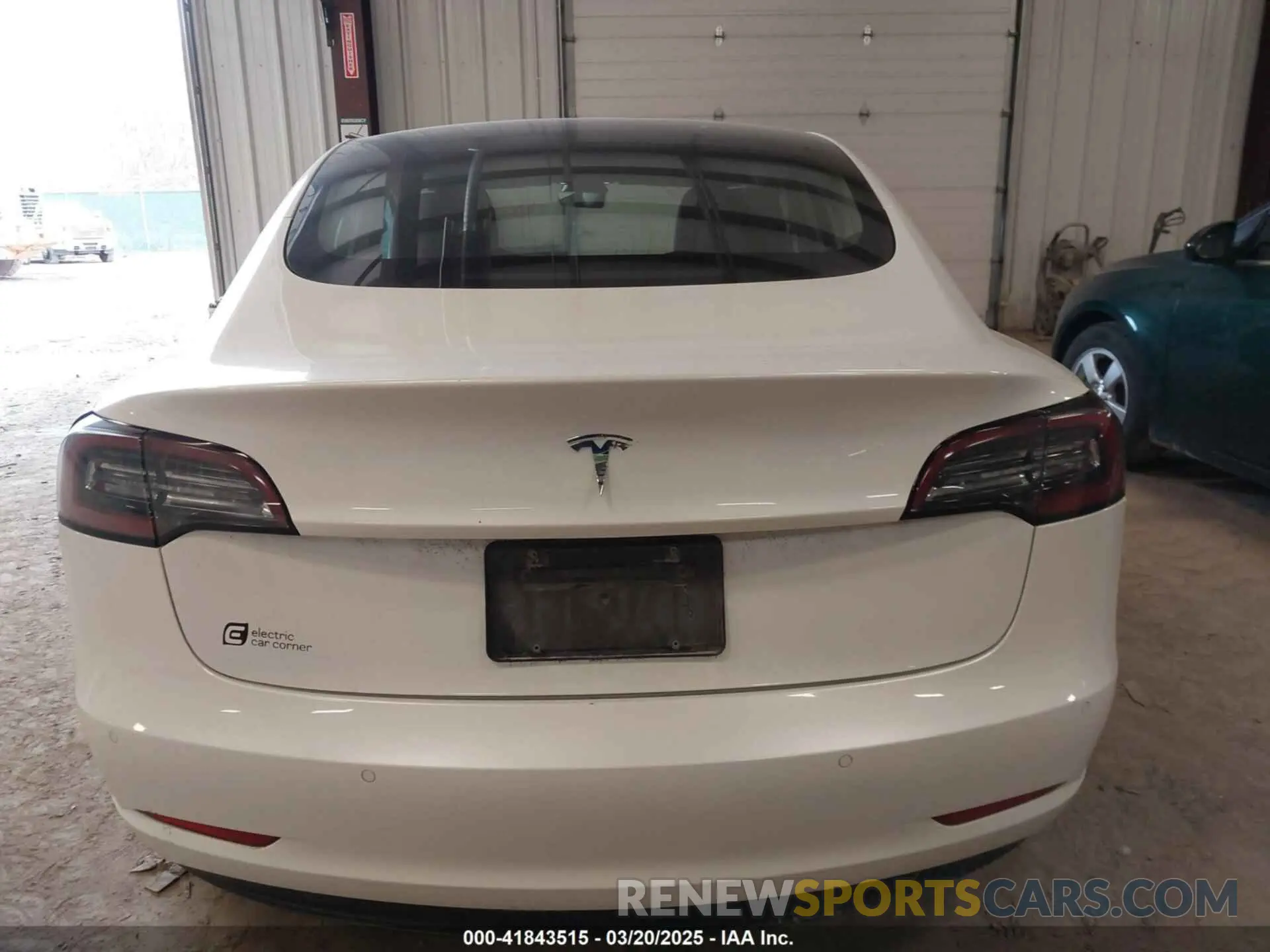 17 fotografías del automóvil dañado 5YJ3E1EA4LF802207 TESLA MODEL 3 2020