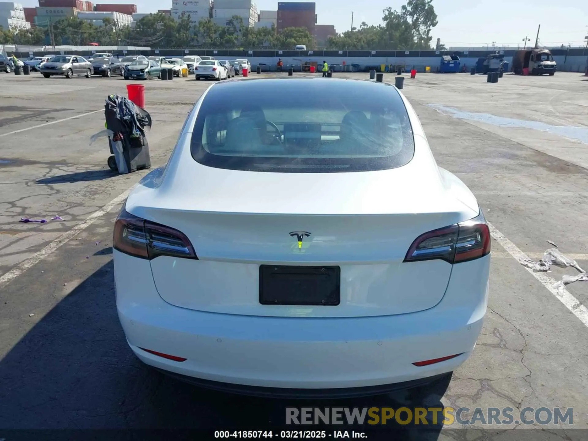 15 fotografías del automóvil dañado 5YJ3E1EA4LF805205 TESLA MODEL 3 2020
