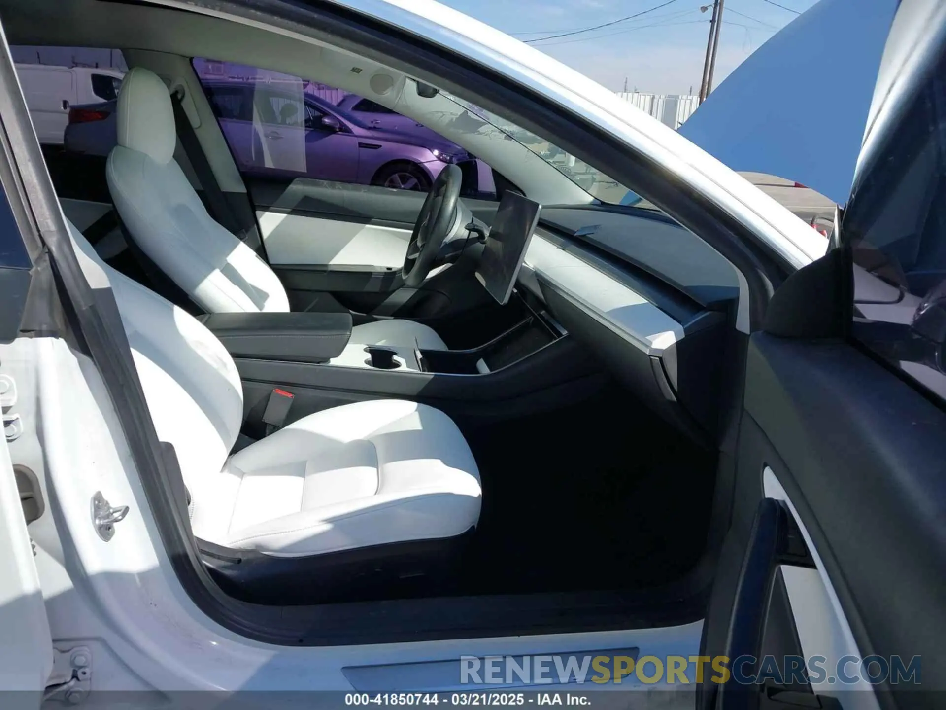 5 fotografías del automóvil dañado 5YJ3E1EA4LF805205 TESLA MODEL 3 2020