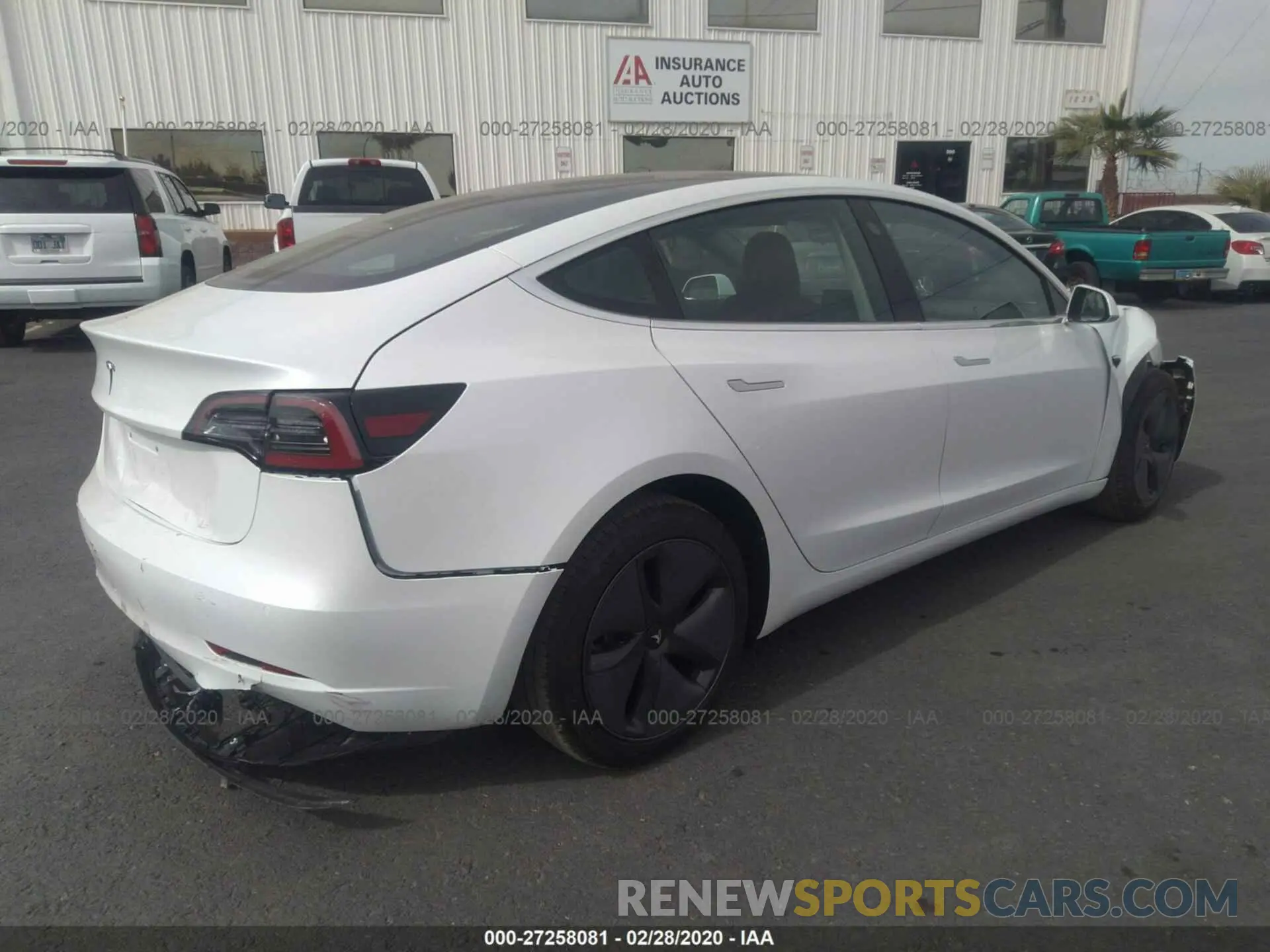 4 fotografías del automóvil dañado 5YJ3E1EA5LF613596 TESLA MODEL 3 2020