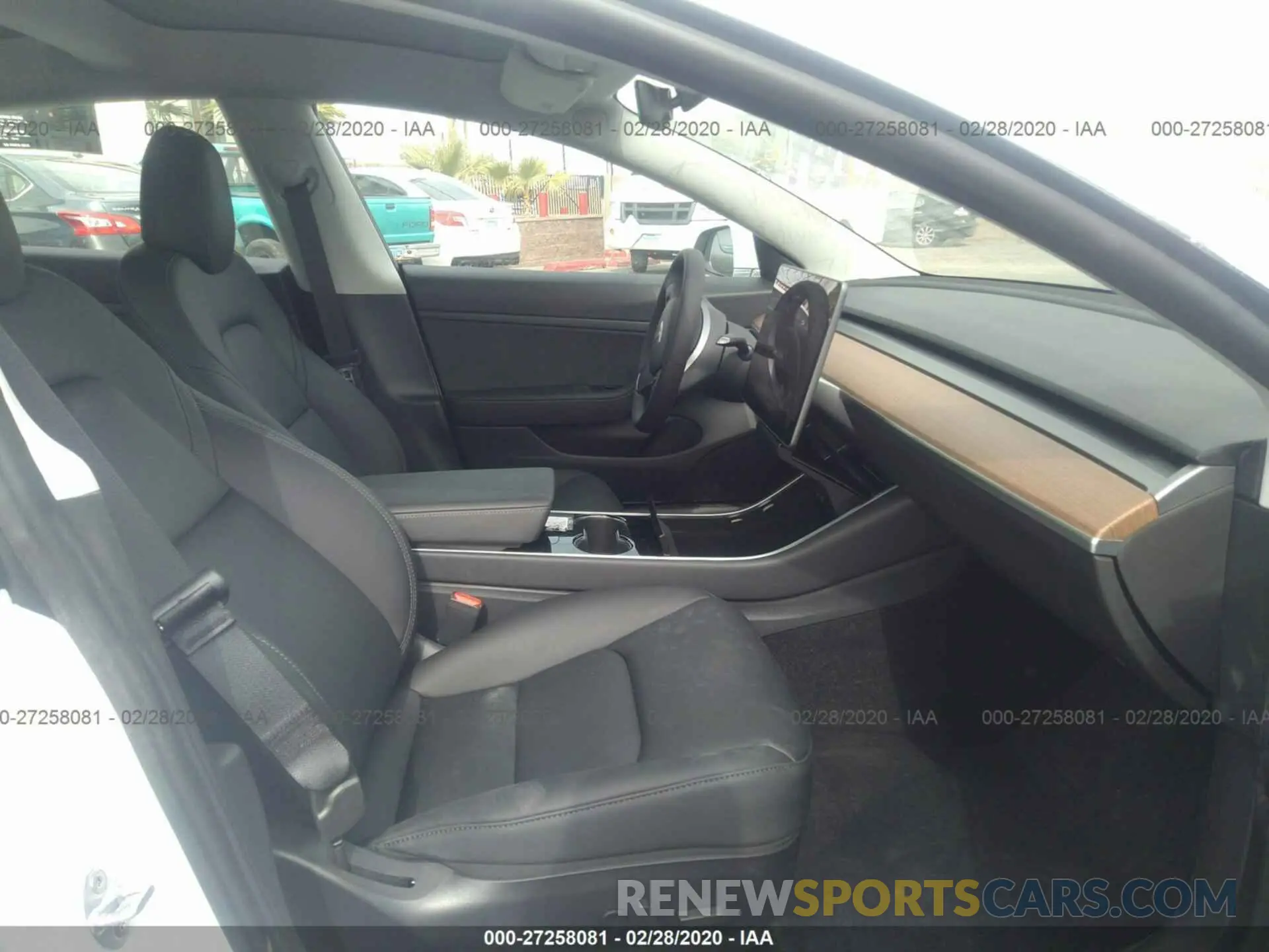 5 fotografías del automóvil dañado 5YJ3E1EA5LF613596 TESLA MODEL 3 2020