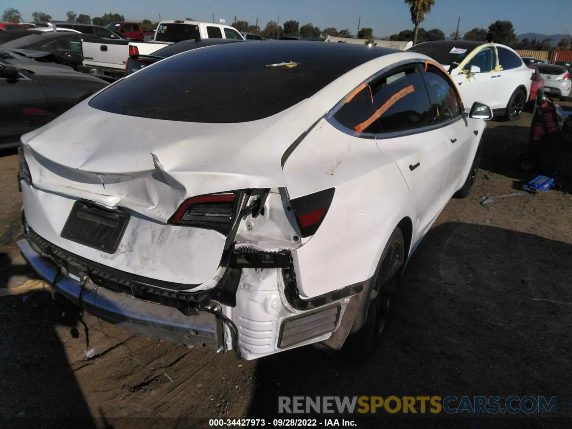 4 fotografías del automóvil dañado 5YJ3E1EA5LF614781 TESLA MODEL 3 2020
