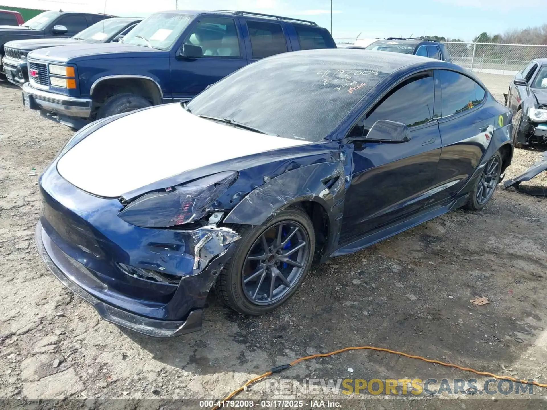 2 fotografías del automóvil dañado 5YJ3E1EA5LF632083 TESLA MODEL 3 2020