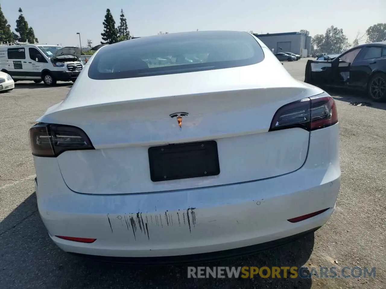 6 fotografías del automóvil dañado 5YJ3E1EA5LF632178 TESLA MODEL 3 2020