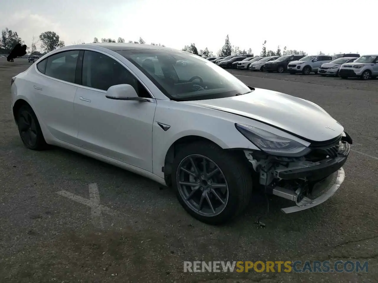 4 fotografías del automóvil dañado 5YJ3E1EA5LF706912 TESLA MODEL 3 2020