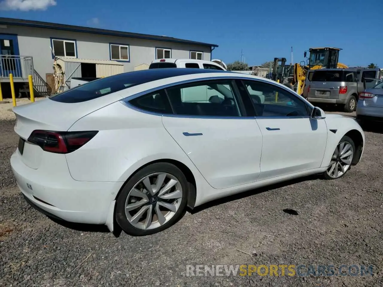 3 fotografías del automóvil dañado 5YJ3E1EA5LF709003 TESLA MODEL 3 2020