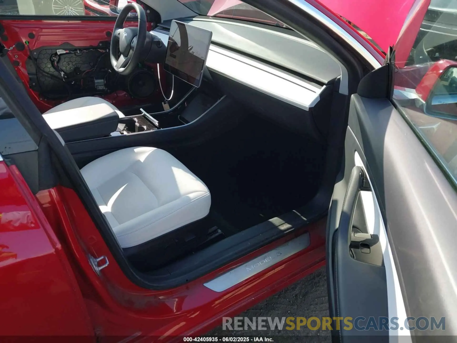 5 fotografías del automóvil dañado 5YJ3E1EA5LF710197 TESLA MODEL 3 2020