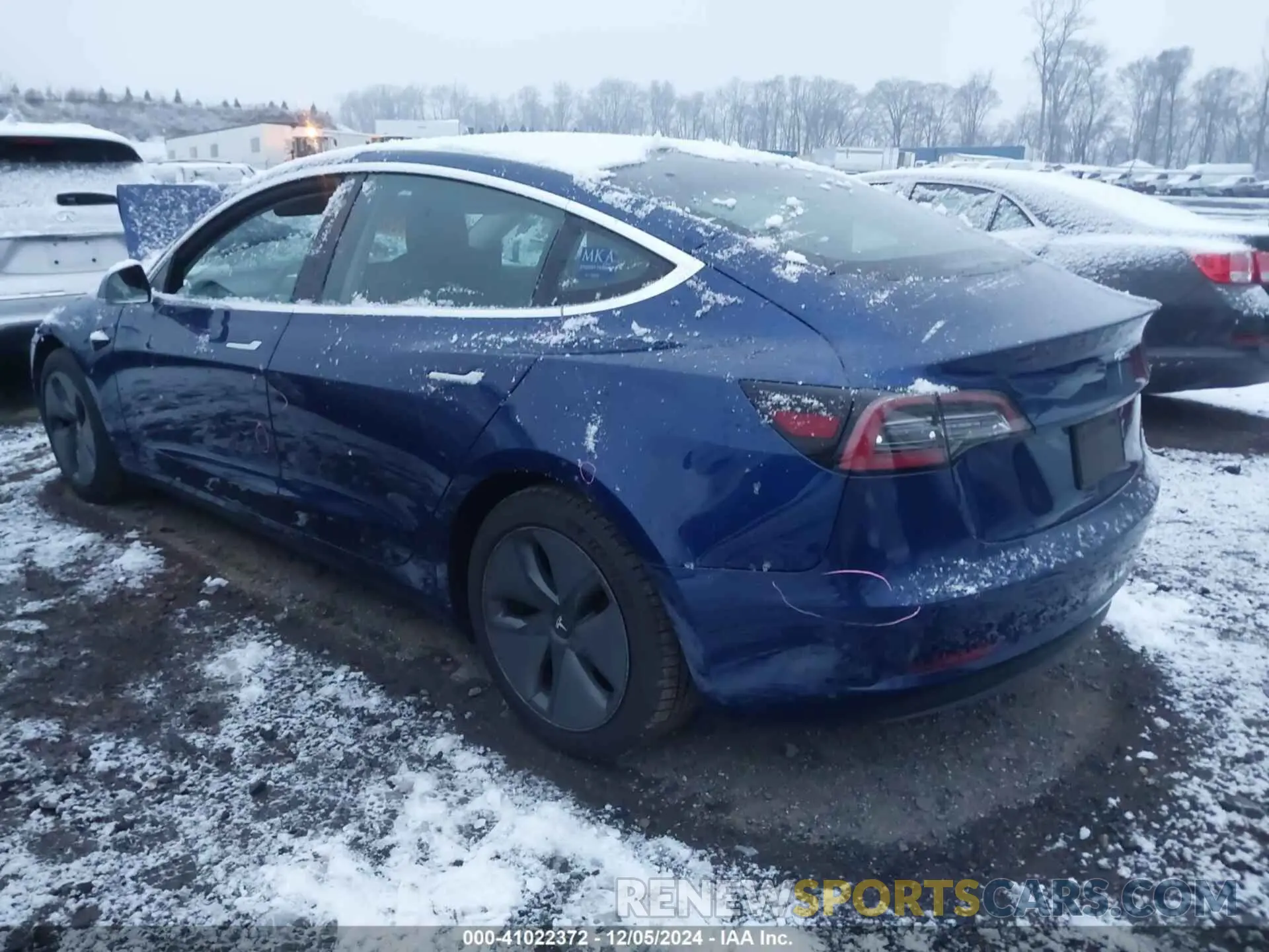 3 fotografías del automóvil dañado 5YJ3E1EA5LF745726 TESLA MODEL 3 2020