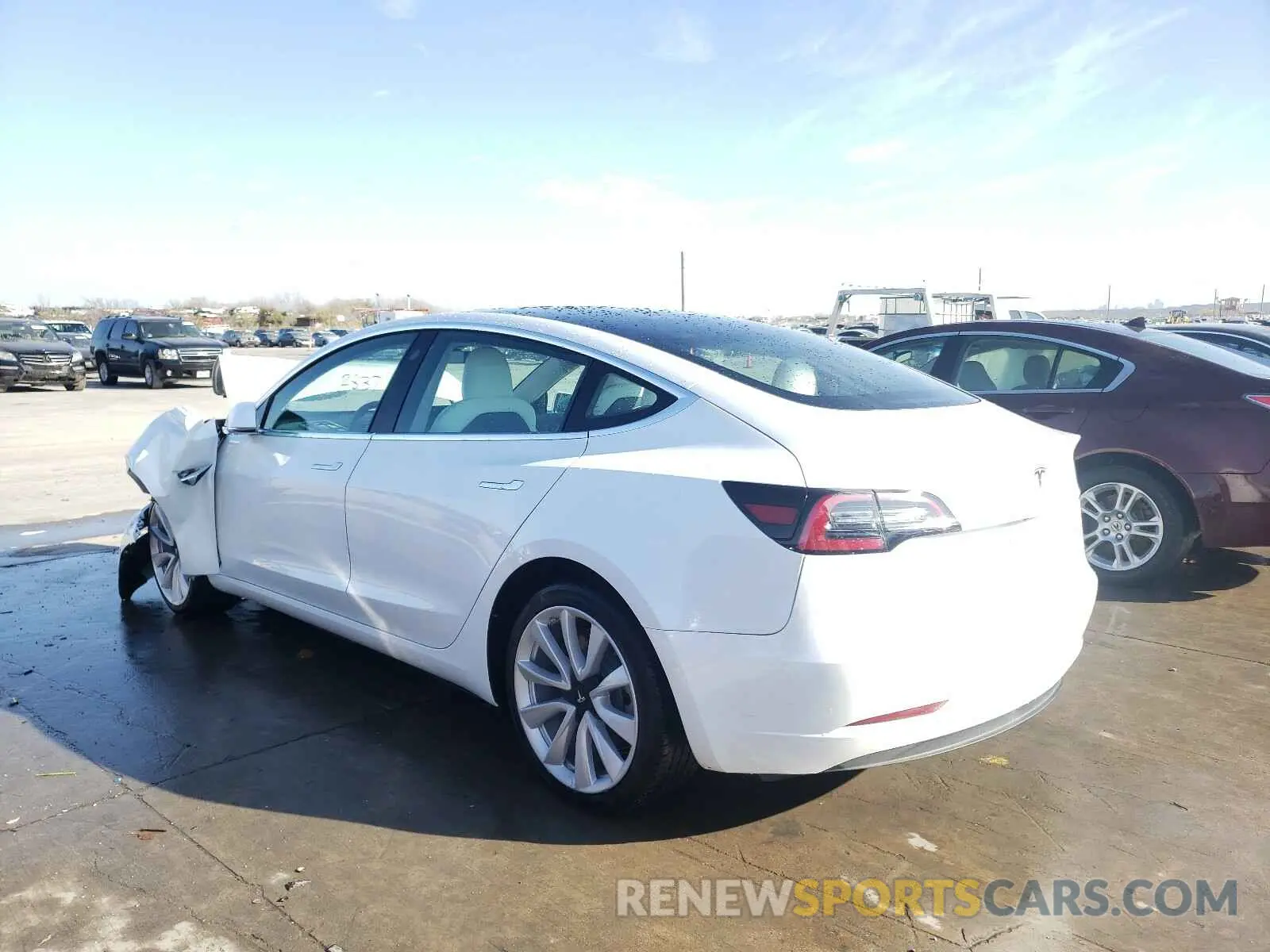 3 fotografías del automóvil dañado 5YJ3E1EA5LF797986 TESLA MODEL 3 2020