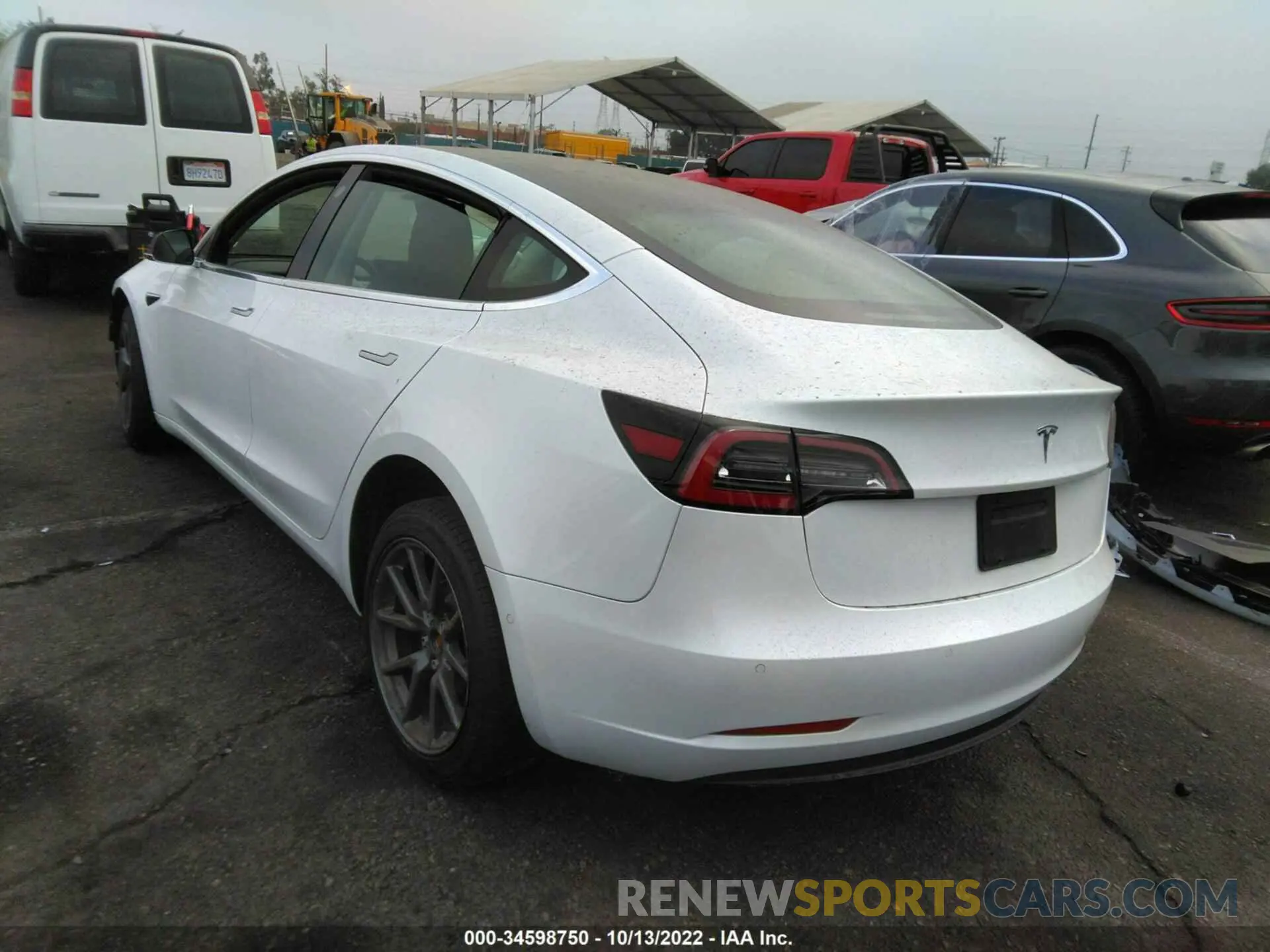 3 fotografías del automóvil dañado 5YJ3E1EA5LF799608 TESLA MODEL 3 2020