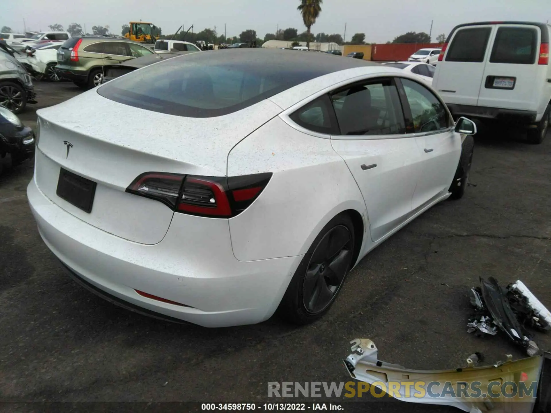 4 fotografías del automóvil dañado 5YJ3E1EA5LF799608 TESLA MODEL 3 2020