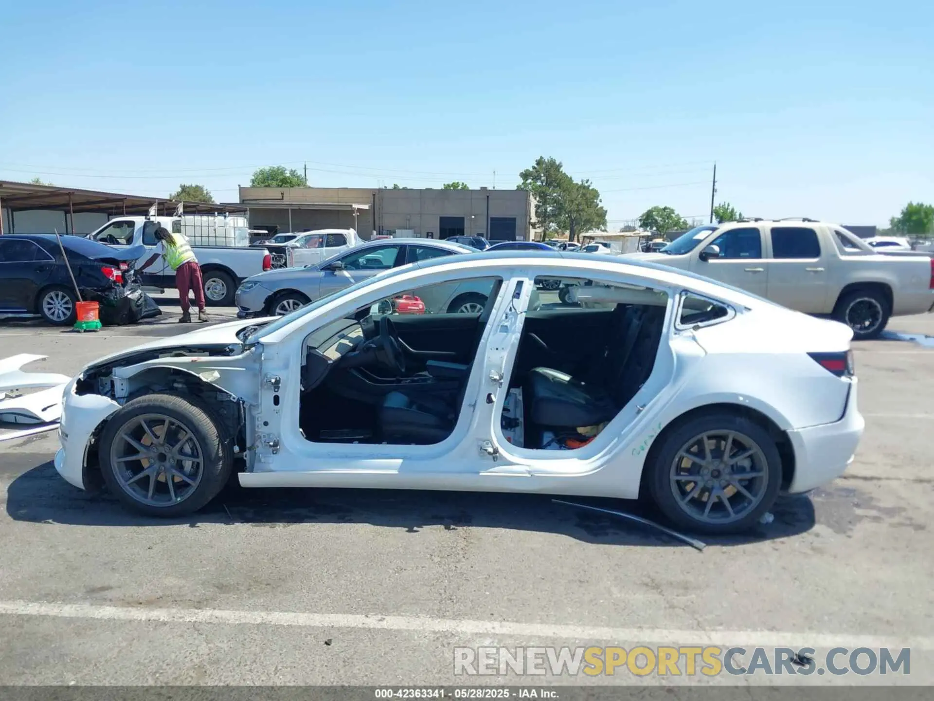 15 fotografías del automóvil dañado 5YJ3E1EA6LF659311 TESLA MODEL 3 2020